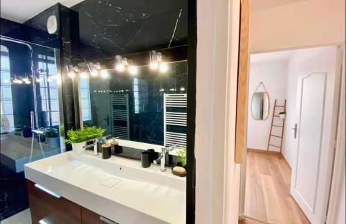 Le Point Virgule - Parking Privé - Clim - Foto 15