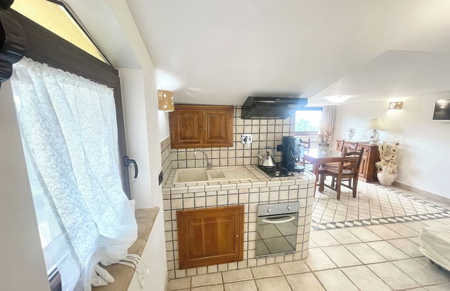 Pool, Jacuzzi and Events Room - Charming Villa in Umbria - Sleeps 24 - Lake View - Foto 27