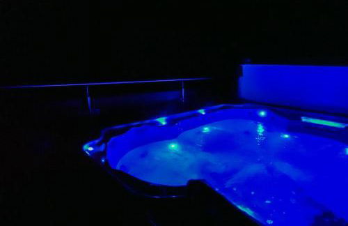 Shropshire Lodges - Romantic Luxury Hot Tub Breaks - Foto 44