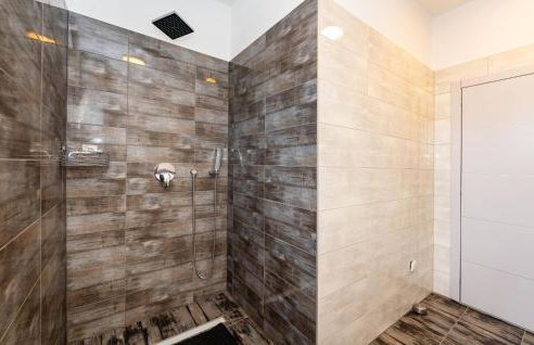 Lovely Apartment In Skabrnja - Foto 24