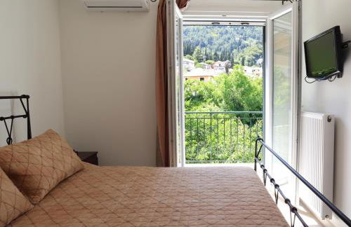 Gloria's House - Photo 7