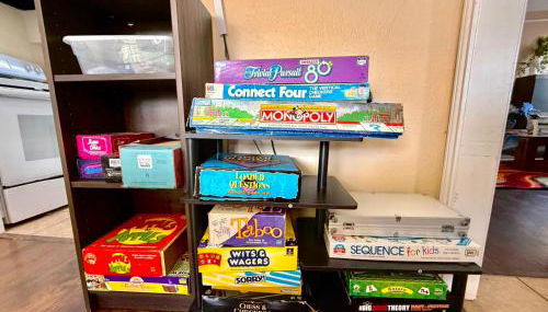 Near AT&T Stadium, UTA, Globe Life, Six Flags, DFW Airport, American Airlines Center with Games and Crib - Foto 4