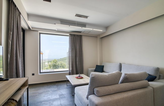 Serenity Suites Sea View 3 - Photo 7