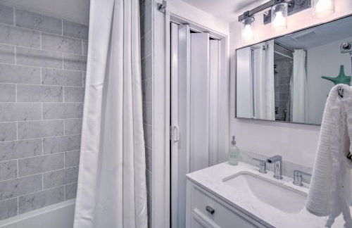 Lake Winnipesaukee Getaway with Private Beach Access - Foto 13