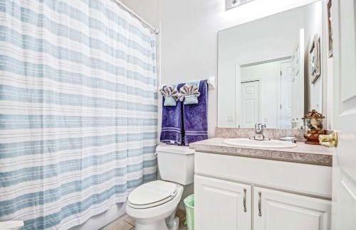 Beautifully Decorated Remodeled Pool Home - Foto 8