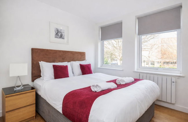 Roomspace Serviced Apartments - Swan House - Photo 11