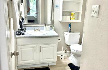 Cozy retreat 1Br 1Ba near hospital and tollway - Foto 10