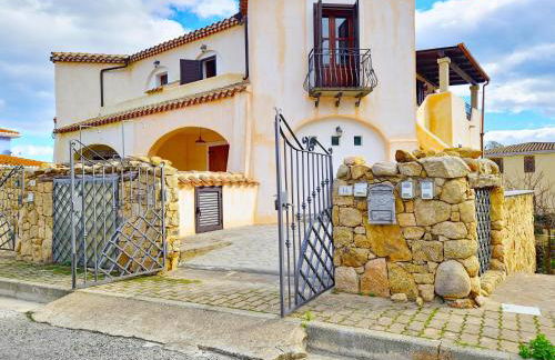 Mikè House- Appartamento con balcone a Sos Alinos - Photo 1