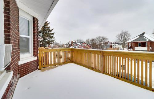 Modern Updates and Great Location! Detroit Duplex - Foto 4