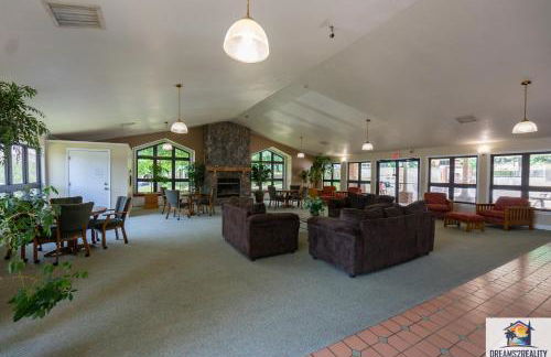 2BR Penthouse Condo - 2 Pools - Close to the Strip - Stairs Required - FREE TICKETS INCLUDED - FHC-24 - Foto 31