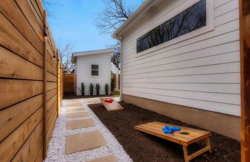 Sunflower House - Luxe Retreat with Sauna & Hot Tub - Foto 41