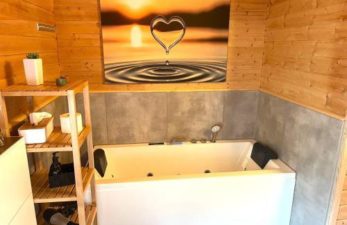5 Sterne Ferienhaus Susi mit Kamin, Seeblick und 2 Terrassen - Foto 10