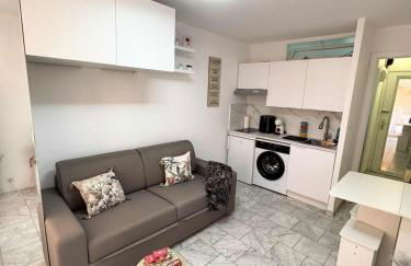 Charmant studio à 2 pas de la mer et du train - Foto 11