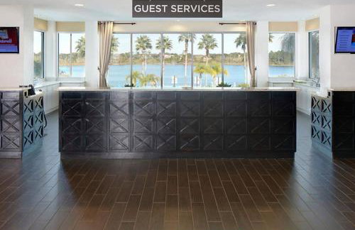 Enjoy your AM coffee in resort relaxation garden in this great 1BD condo in Orlando - Foto 32