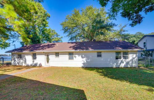 Family Retreat on Cedar Creek Lake! Dock and Views - Foto 36
