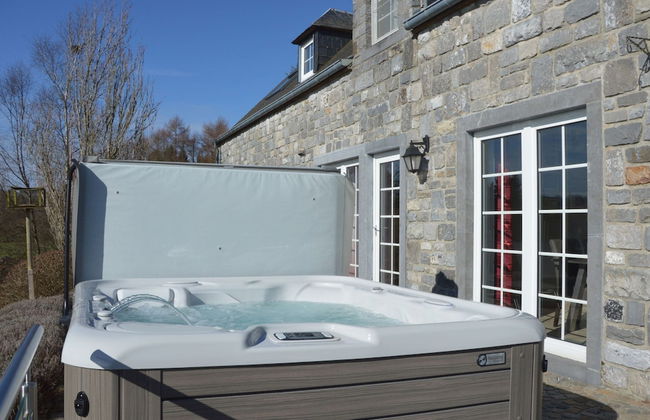 Luxurious Villa With Pool in the Ardennes - Photo 32