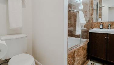 Serene Escape 2BD Private Patio & Firepit near Stanford - Foto 5