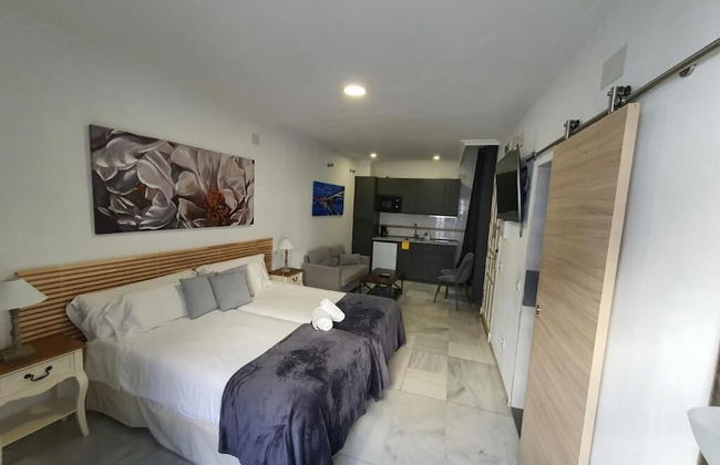 Apartamentos Los Ángeles - Photo 2