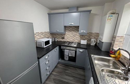 The Modern Balcony Apartment - 2 Bed 1 Bath Private Parking - Foto 8