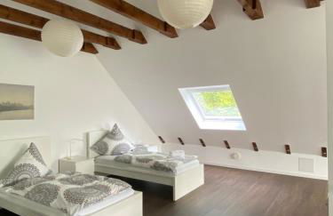 Modernes Ferienhaus mit 2 Balkonen, Terrasse und Garten ! - Foto 28