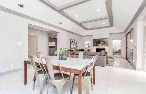 Designer Home 30 Night only ,BP Petroleum 3 Mins - Foto 1