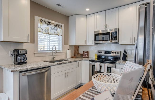 The Olympic Guest House 2 Bdrm Modern Perfection - Photo 14