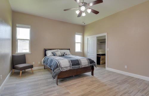 Remodeled Livingston Home with Private Backyard! - Foto 11