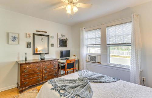 Beachfront, Dog-Friendly Milford Getaway with Yard! - Foto 23