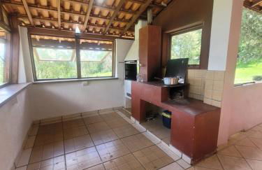 Casa de Campo ampla e confortavel em Araçoiaba da Serra com lareira, perfeita para o friozinho - Foto 11