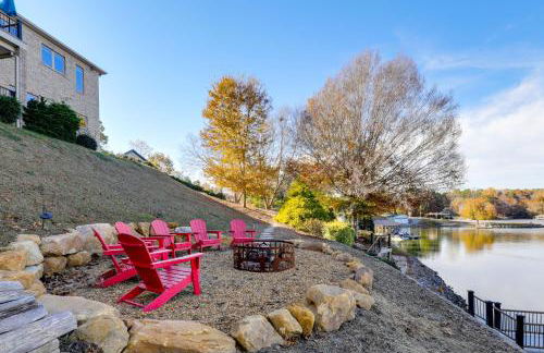 Lakefront Haven with Hot Tub and Game Room in Hickory! - Foto 37