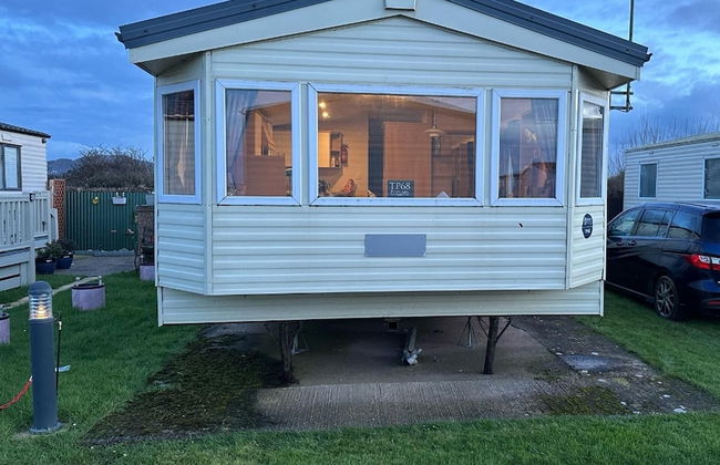 3 Bedroom Caravan - Sleeps 6, Pool & Garden - Foto 1