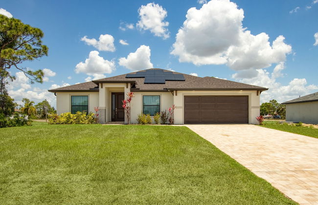 Sirenia by Avantstay Gorgeous Cape Coral Home w/ Pool & Modern Interior - Foto 27