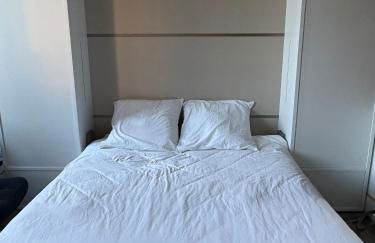 Charmant studio avec terrasse hyper-centre de Vannes à 5 min du Port et des Remparts - Foto 3