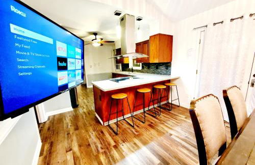 Firepit Games Grill Hot Tub Arcade & King Bed - Photo 18