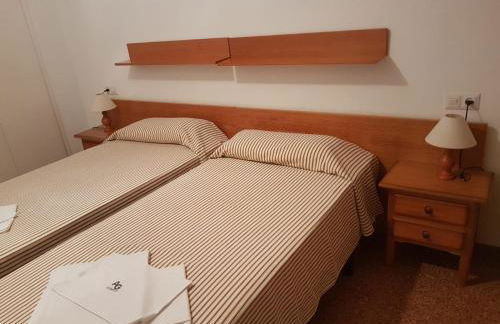 A. Garganta - Rocamaura & Catalonia - Foto 62