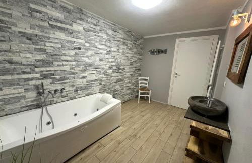 Villa Bocciolo, piscina, giardino, vasca idromassaggio - Foto 52