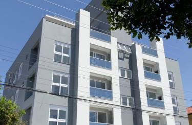 Apto de duas suítes com vista mar - 100 metros da praia em Canasvieiras - Foto 33