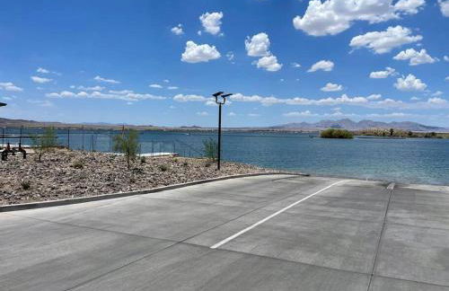 Beach Happy-Lake Close-Private Waterpark Oasis -sleeps 14 - Foto 22