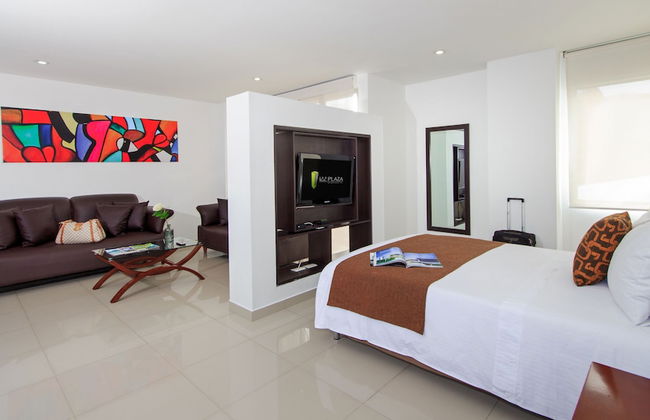 122 Plaza Apartahotel - Photo 13