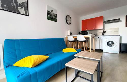 Chez les filles Defrance - Foto 1