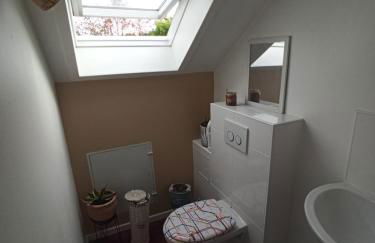 Charmante maison avec piscine chauffée, salle de cinéma et bar - Foto 27