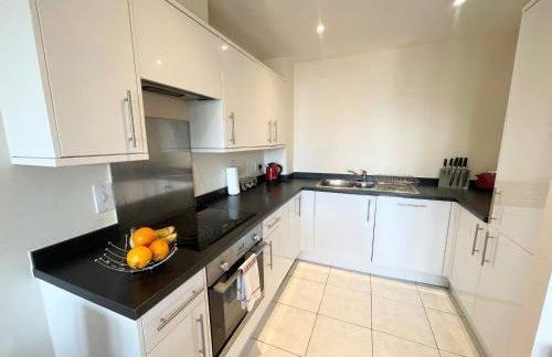 Blue Sky Apartments@Guildford Town Centre - Foto 38