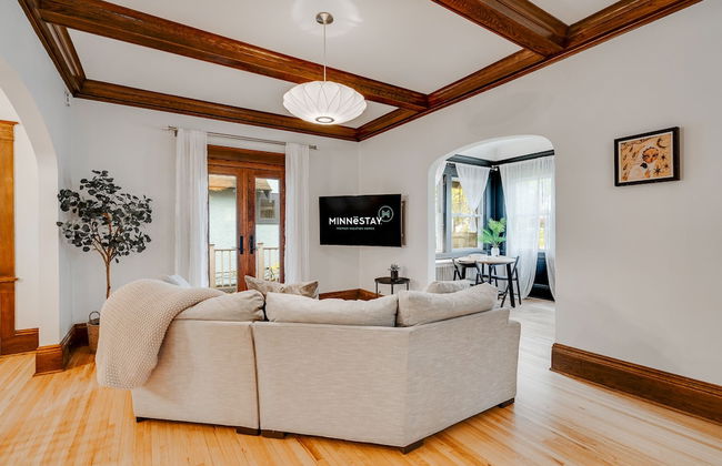 Lyndale Bungalow - Photo 11