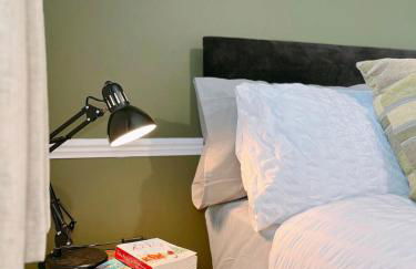 Modern 3-bed house with parking - Chorley Near M61 - Foto 34