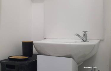 Novíssimo e aconchegante - Foto 18