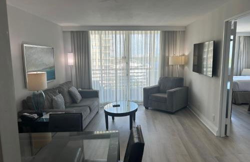 Ocean Breeze Condo - Intracostal and Ocean views at GalleryOne - Foto 1