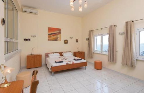 Stunning Home In Orebic With Wifi - Photo 22