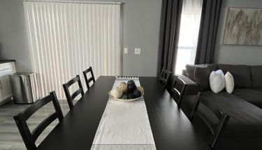 Beautiful 2 story home 20 minutes from the strip - Foto 2