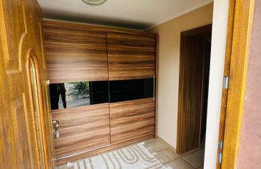 Pod skrzydłami - Foto 7