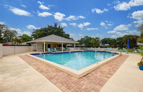 PGA National Getaway Cozy Club Cottage - Foto 15